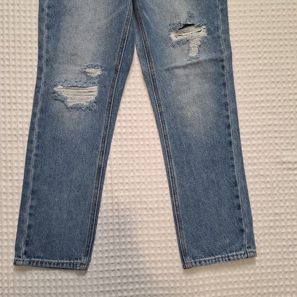 High Waisted Twelve by Ontwelfth Jeans - Picture 3 of 6